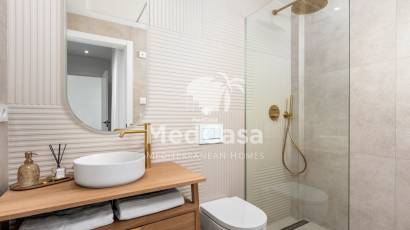 Obra nueva - Villa -
Polop de La Marina