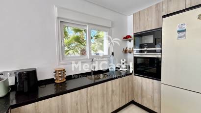 Neubau - Villa -
Benijofar