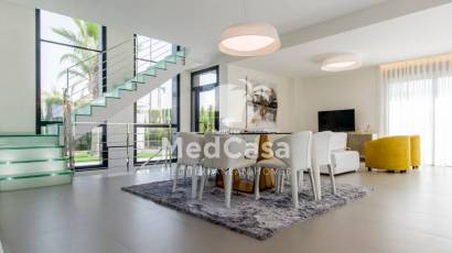 Neubau - Villa -
Campoamor - Dehesa de Campoamor