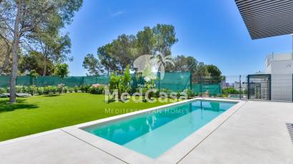 Obra nueva - Villa -
Finestrat