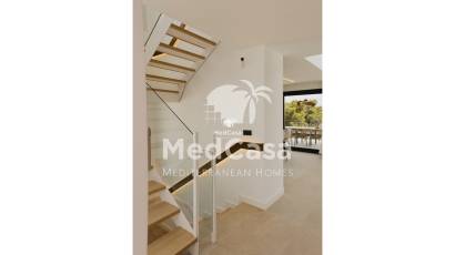 Obra nueva - Villa -
Polop de La Marina