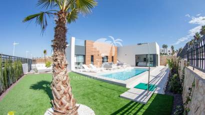 New Build - Villa -
Golf La Finca