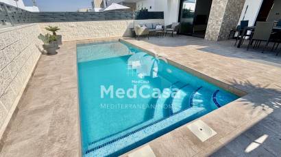 Obra nueva - Villa -
Benijofar