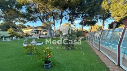 Wiederverkauf - Villa -
Orihuela Costa - Altos de Campoamor