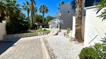 Resale - Semi -
Orihuela Costa - Villamartín-Las Filipinas
