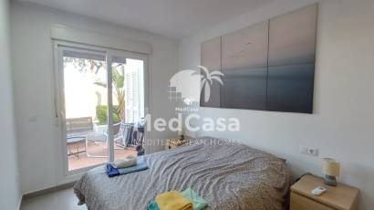 Segunda mano - Apartamento planta baja -
Roldan