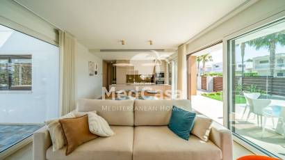 Obra nueva - Villa -
Golf Vistabella