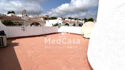 Resale - Townhouse -
Orihuela Costa - Villamartín