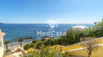 Resale - Apartment -
Orihuela Costa - Campoamor