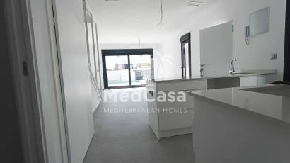 Neubau - Villa -
Daya Nueva