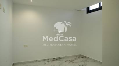 Neubau - Villa -
Coloma