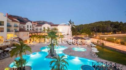 Obra nueva - Apartamento -
Denia