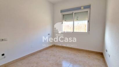 Obra nueva - Villa -
Purias