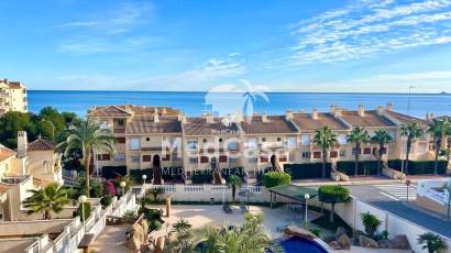Resale - Apartment -
Orihuela Costa - Campoamor