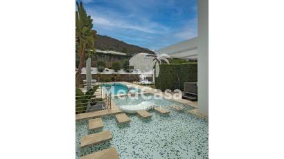Resale - Villa -
Jávea - Cansalades