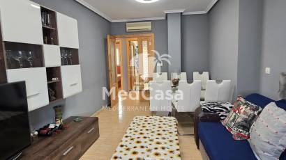 Wiederverkauf - Erdgeschosswohnung -
Formentera del Segura