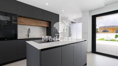 Obra nueva - Villa -
Benijofar