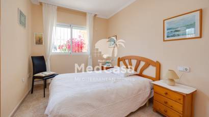 Resale - Semi detached  -
Torrevieja - Nueva Torrevieja - Aguas Nuevas