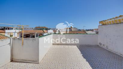 Wiederverkauf - Penthousewohnung -
Torrevieja