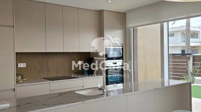 Obra nueva - Villa -
Golf Vistabella