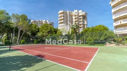 Resale - Apartment -
Orihuela Costa - Campoamor