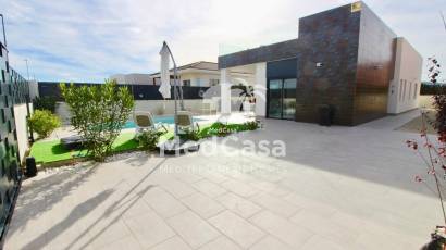 Obra nueva - Villa -
Aspe