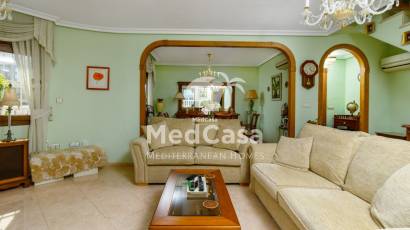 Resale - Villa -
Torrevieja - Los Balcones