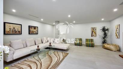 Obra nueva - Villa -
Finestrat