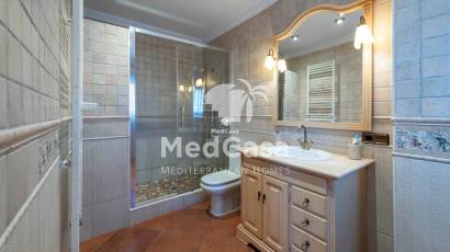 Resale - Villa -
Calpe