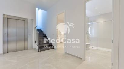 Obra nueva - Villa -
Finestrat