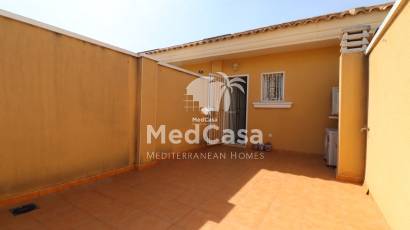 Resale - Townhouse -
Benijofar