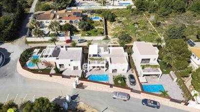 Obra nueva - Villa -
Orihuela Costa
