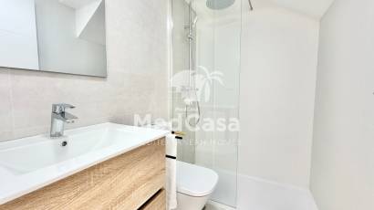 Obra nueva - Adosado -
Cox