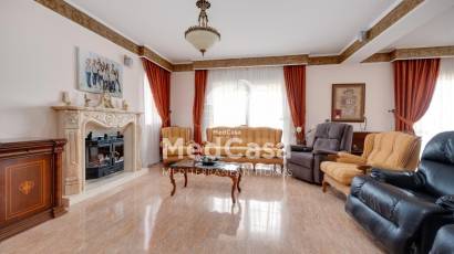 Resale - Villa -
Orihuela Costa - Hurchillo