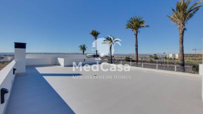 Obra nueva - Villa -
Torrevieja