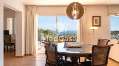 Resale - Villa -
Moraira - Benimeit
