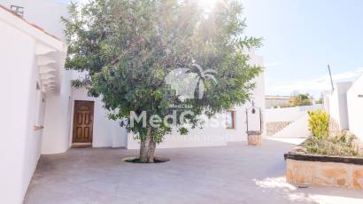 Wiederverkauf - Villa -
Moraira - Benimeit