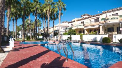 Resale - Townhouse -
Ciudad Quesada - Doña Pepa