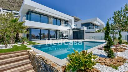 Obra nueva - Villa -
Finestrat