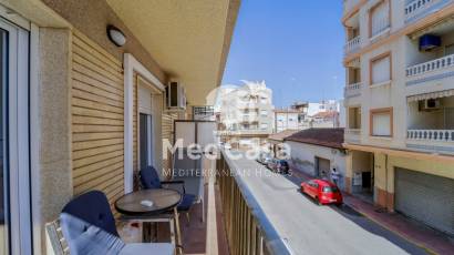 Resale - Apartment -
Guardamar del Segura - Center