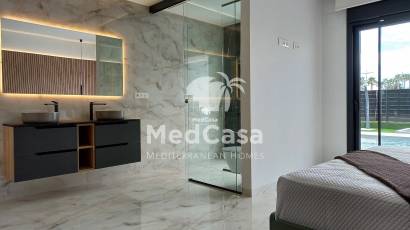 Obra nueva - Villa -
Golf La Finca