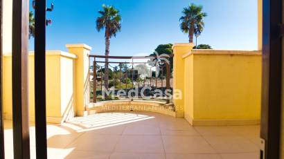 Resale - Townhouse -
Ciudad Quesada - Doña Pepa