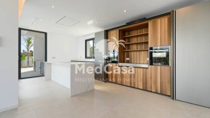 Obra nueva - Villa -
Benissa