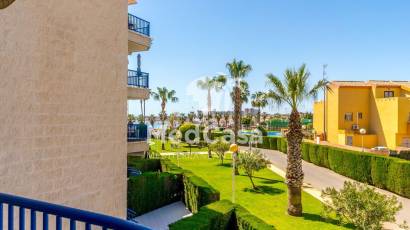 Wiederverkauf - Apartment -
Orihuela Costa - Campoamor