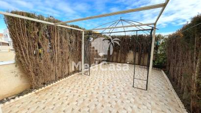 Resale - Townhouse -
Ciudad Quesada - Lo Marabú