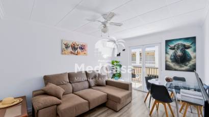 Resale - Apartment -
Guardamar del Segura - Center