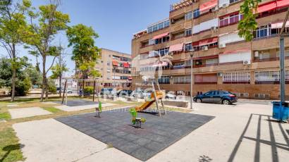 Segunda mano - Apartamento -
Torrevieja - El Molino