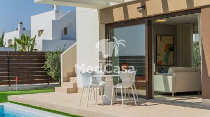 Obra nueva - Villa -
Golf Vistabella