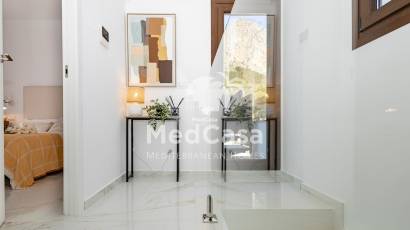 Obra nueva - Villa -
Polop de La Marina