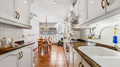 Segunda mano - Apartamento -
Torrevieja - Centro - Muelle Pesquero
